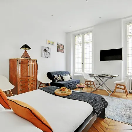 Cmg Republique / Temple *